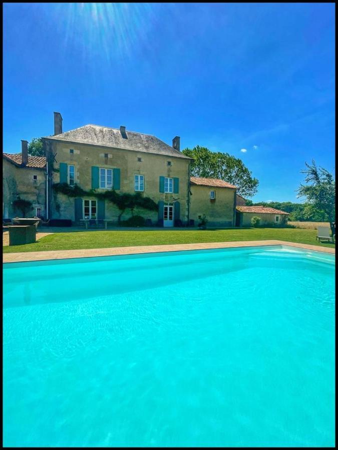 Bed and Breakfast Les Maisons Du Bonheur Chateau-Garnier Экстерьер фото